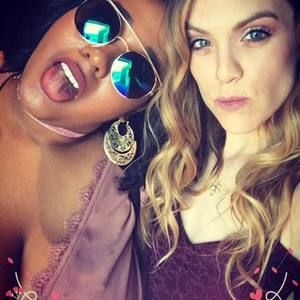 Meet your Posher, Martine